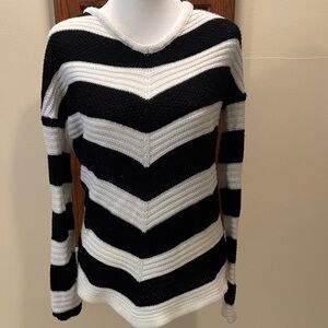 Almost Famous Women's V-Neck Sweater - Black and White - size S